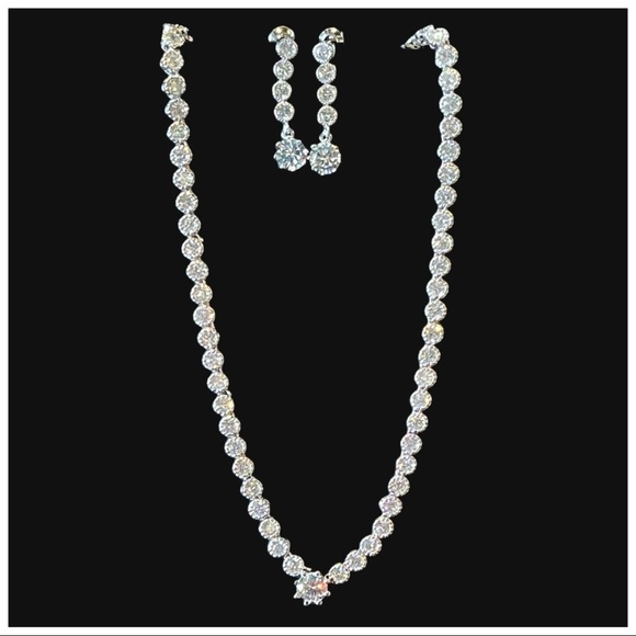 🌺 The Natlah Swarovski Crystals Tennis Necklace Earring Set - Picture 3 of 6